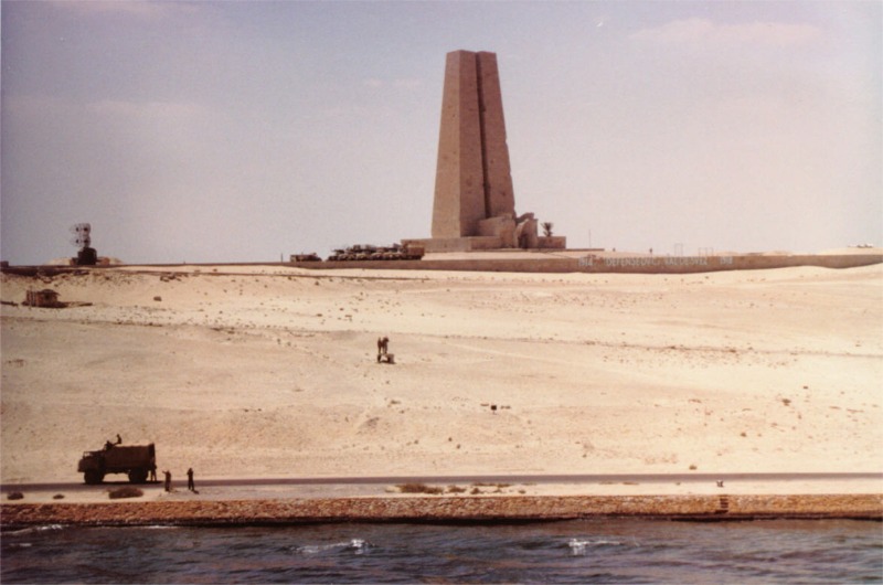 navy cv66 ditch 02.jpg
